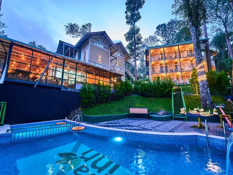 Areva Inn Pool Resort Munnar By Voye Homes