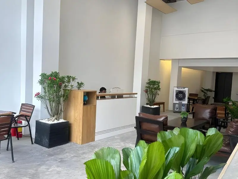 Tonle Hostel