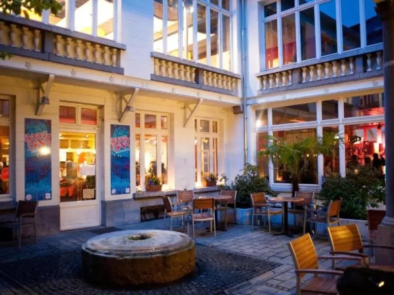 Jacques Brel Youth Hostel