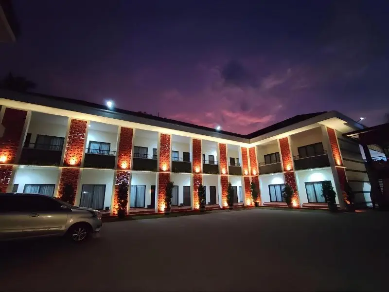 Nirvana House Guest House Syari Ah