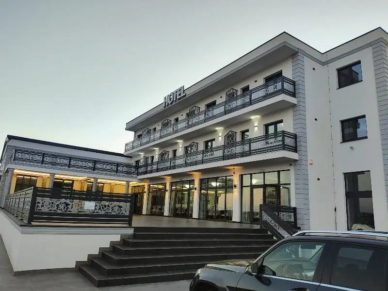 Airport Hotel