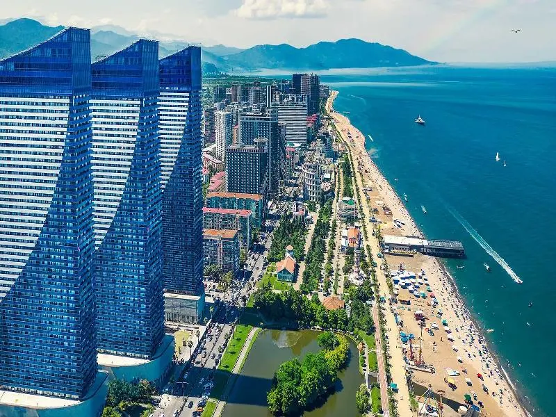 Orbi City - Sea View Aparthotel