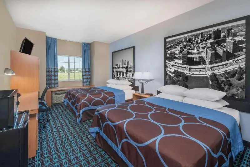 Sonesta Essential Hotel & Suites Blue Springs