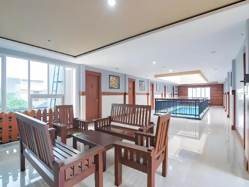 Sans Hotel Budaya Cirebon
