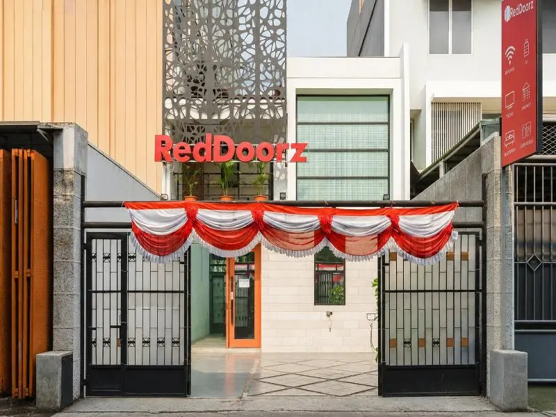 Formerly RedDoorz near Seasons City Mall 3