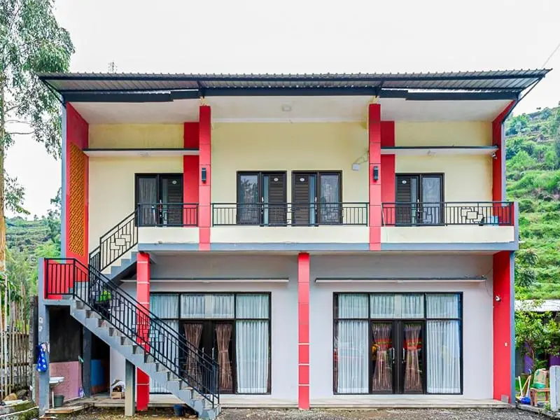 Formerly RedDoorz @ Gerbang Dieng Plateau Area