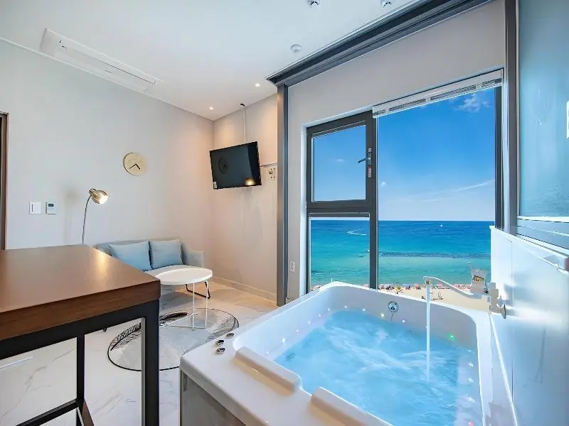 Gangneung Wee Pension
