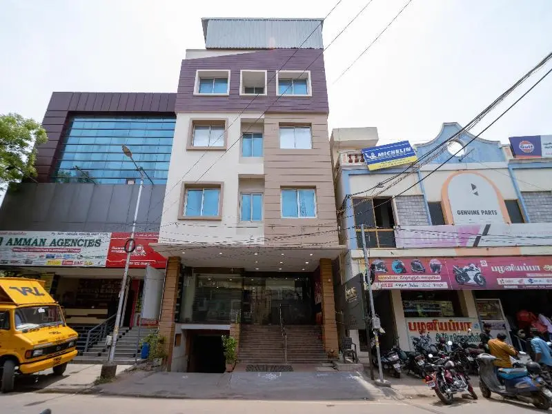 Capital O 1607 Ranas Residency