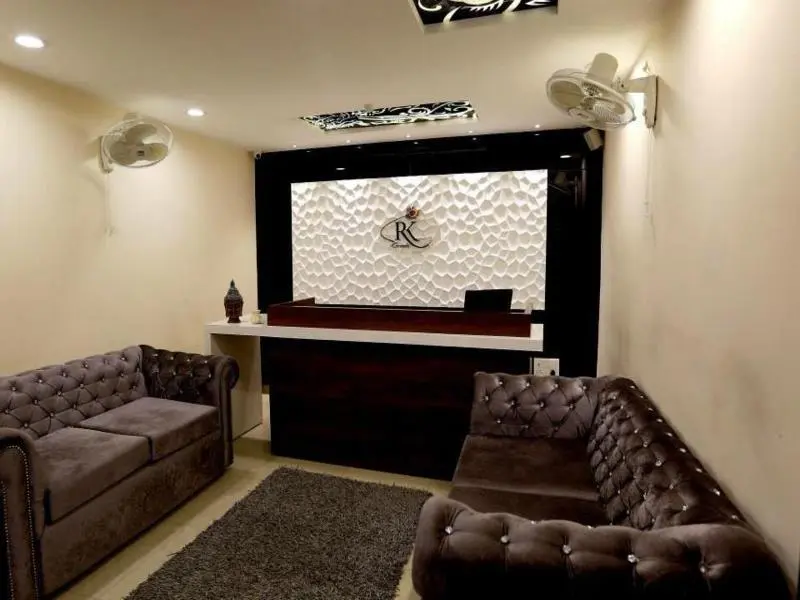Oyo 1896 Hotel Rk Grande