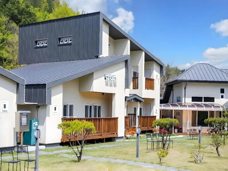 Samcheok Yonghwa Silkroad Pension